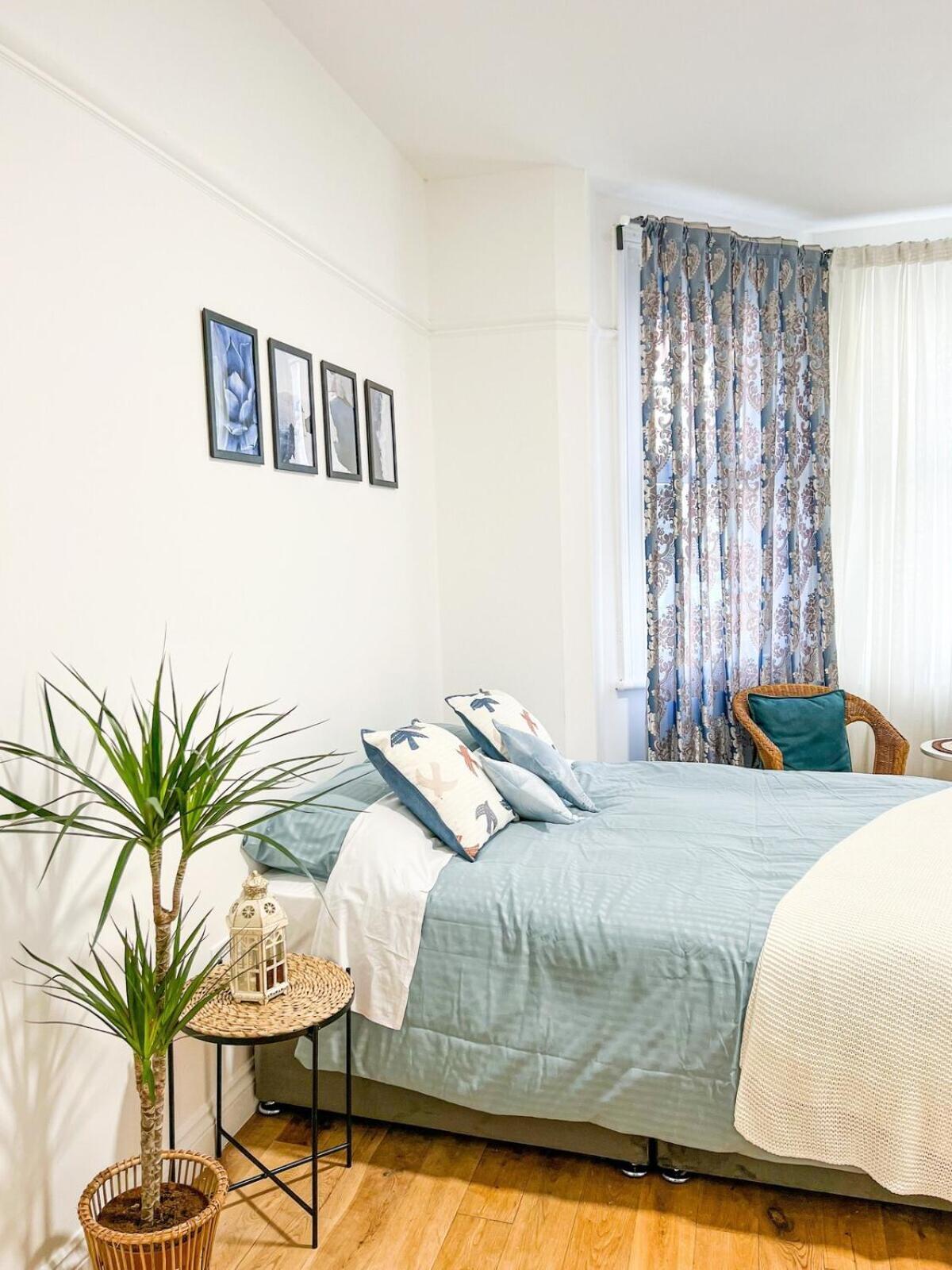 Hotel Zozy Happy Land Londra Esterno foto