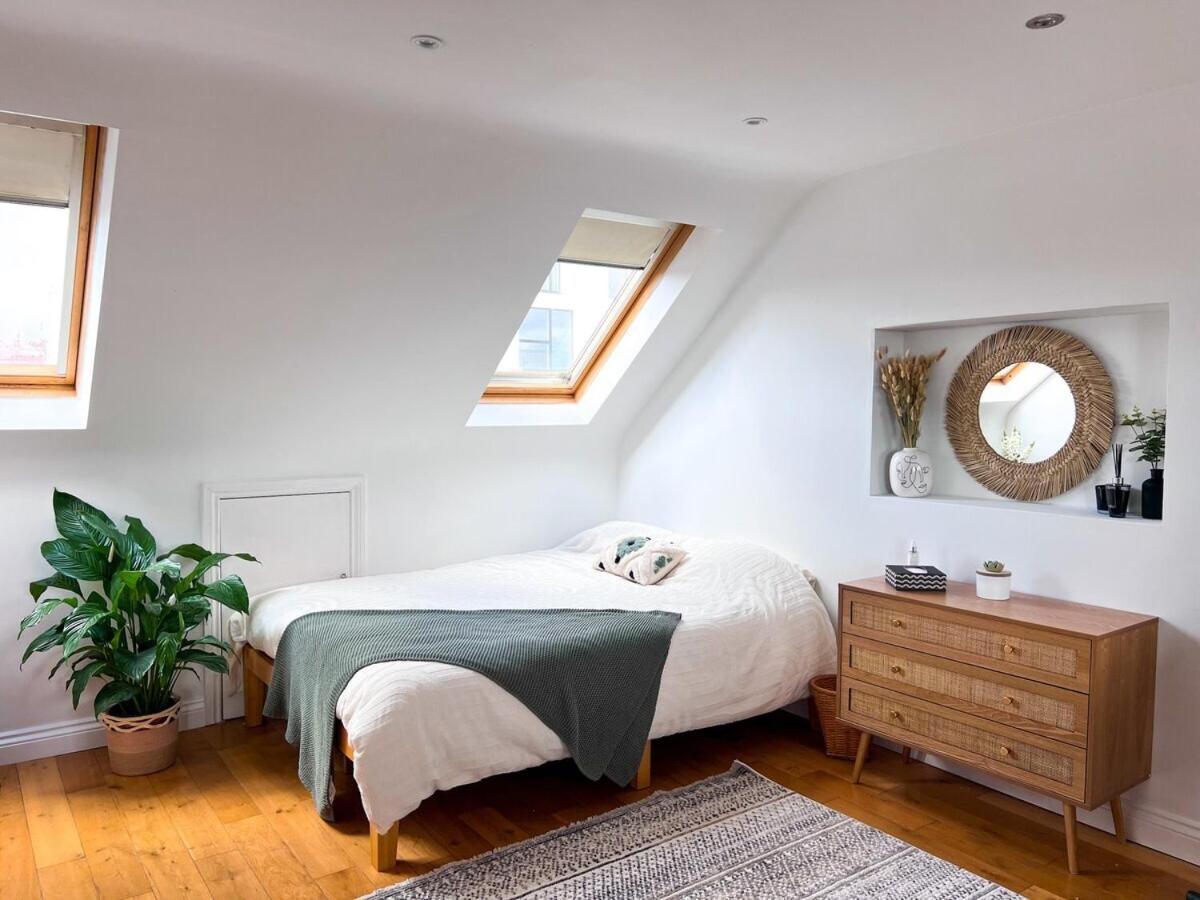 Hotel Zozy Happy Land Londra Esterno foto